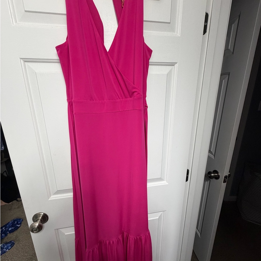 Thalia Sodi Sleeveless V-Neck Maxi Dress in Fuchsia